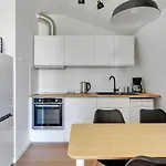 Grano Flats Gdansk - Riverfront Apartment